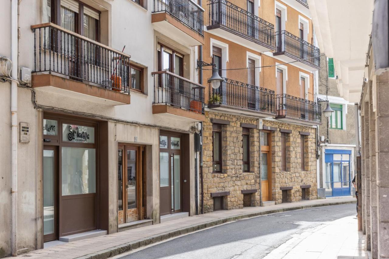 Santa Marina Apartamentuak 扎鲁亚斯 外观 照片